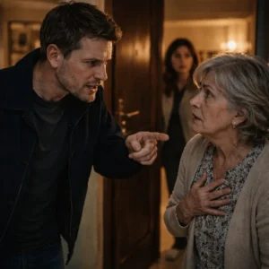 Муж не знал, что она стоит за дверью с подарком — и требует у свекрови тайник