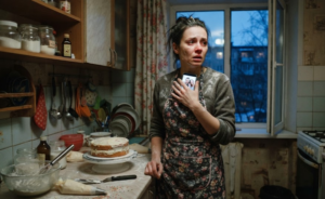 Любовница мужа заказала торт с его фото и назвала жену «скучной клушей», не зная, кто именно это готовит. Вероника взялась за заказ